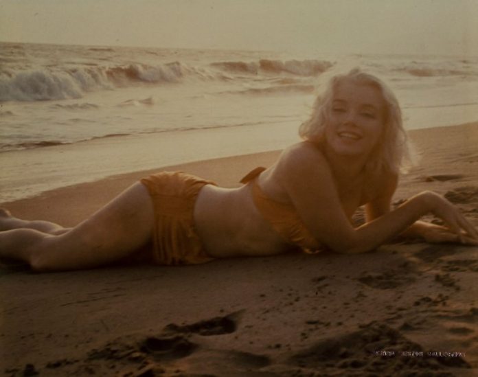 George Barris' Iconic Photographs of Marilyn Monroe Tomatoheart -5