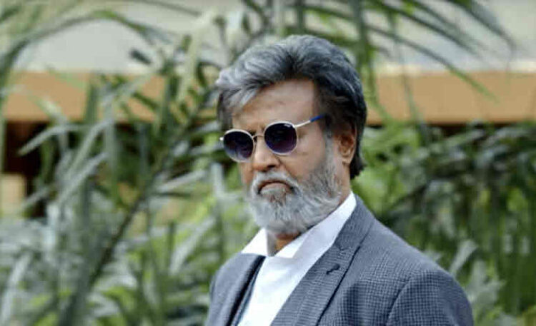 5 Stunning GIFs of Rajnikanth From "Kabali" Will Teach Style Lessons of This Legend. Tomatoheart.com