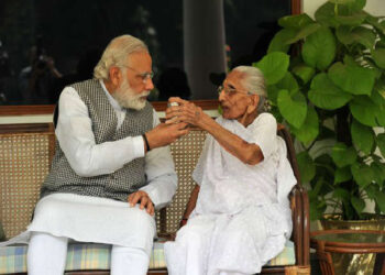 Narendra Modi as Son Tomatoheart 2 | This Is Why I Want To Be A Son Like Narendra Modi Even Though I Dislike Politicians selfies | 2 This Is Why I Want To Be A Son Like Narendra Modi Even Though I Dislike Politicians Tomatoheart.com 2