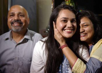 Tina Dabi Topperof UPSC 2015 Tomatoheart Team6 | 10 Things You Should Know About Tina Dabi, A Delhi Girl Who Topped UPSC Exam 2015 Psychological Thriller | 5 10 Things You Should Know About Tina Dabi, A Delhi Girl Who Topped UPSC Exam 2015 Tomatoheart.com 4