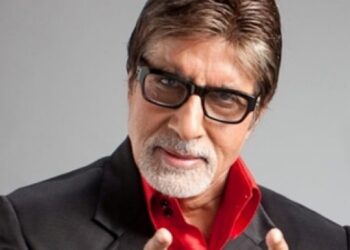 Top 7 Bollywood Celebrities Who Are Educated Enough To Make You Think Twice Before Judging Their Views Tomatoheart.com 9