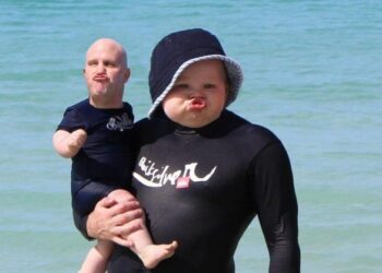 18 Bizarre Face Swap Photos That Will Crash Your Laugh Bones Tomatoheart.com 5