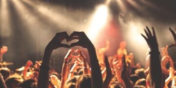 Love Rock Concerts ? Now It Can Help You to Live Longer as per Science Tomatoheart.com