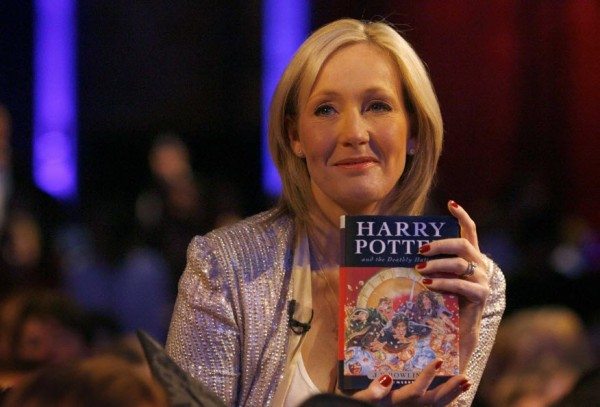 J.K. Rowling Is Giving Us More New Harry Potter Books This Year Tomatoheart.com 5