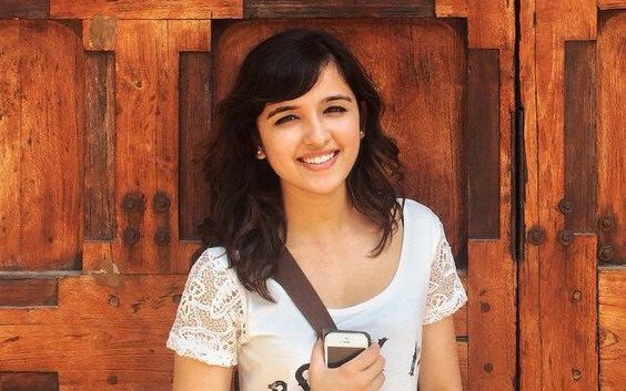 15 Things You Should Know About Shirley Setia: The Millennials' Queen with  a Mesmerizing Voice | Tomatoheart