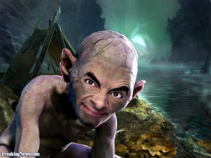 Mr. Bean as Dobby of LOTR