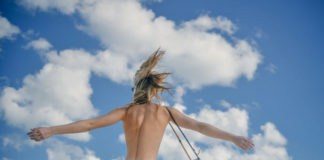 Live life Young and Beautiful Tomatoheart